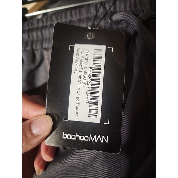 NWT boohooMAN Men’s 2XL Dark Gray Cargo Pants Zip Pockets Jogger Style - Picture 6 of 7